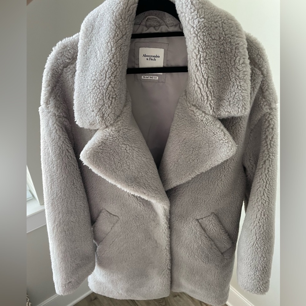 Abercrombie & Fitch Teddy Coat, light grey, size M - Picture 4 of 4